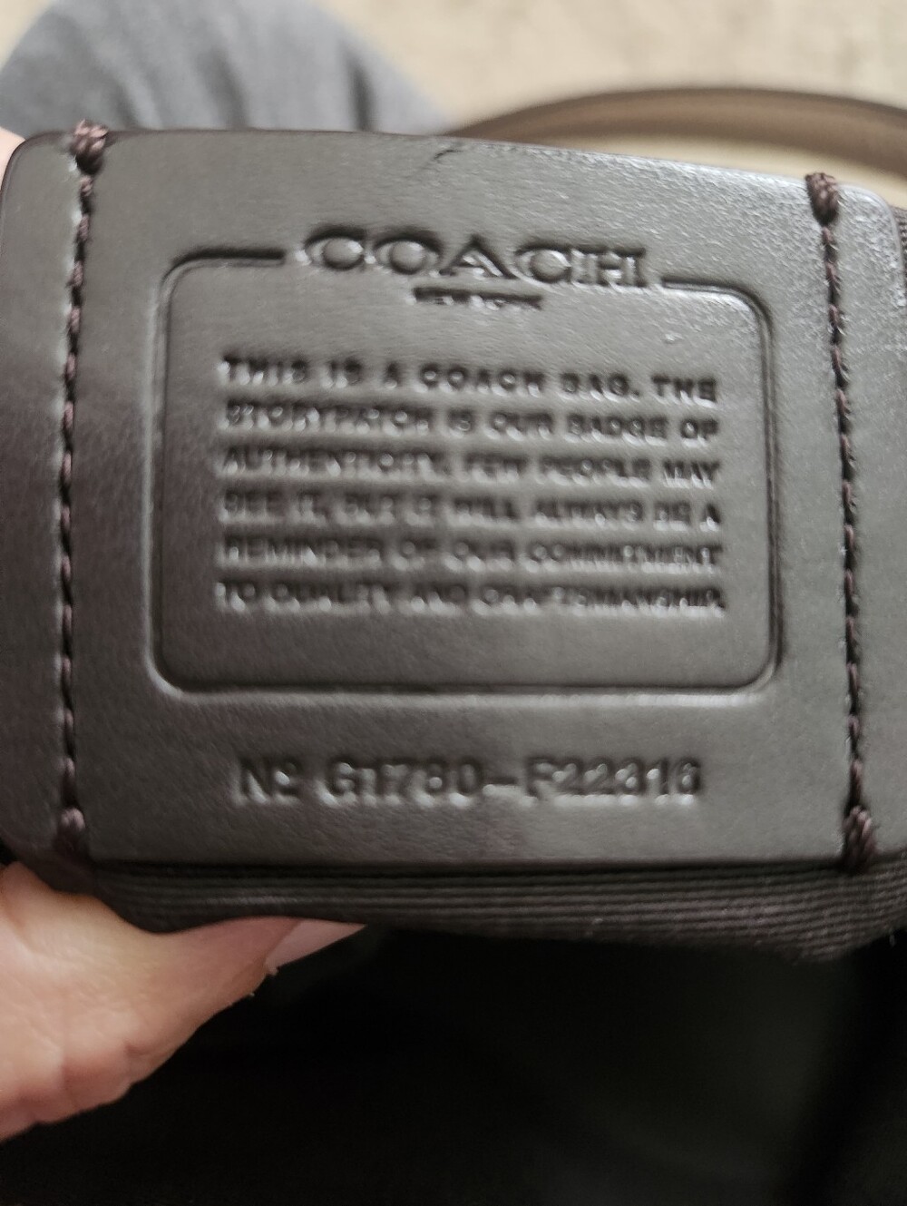 Coach Edie Pebbled Leather Tote 2017 GUC - Picture 6 of 7
